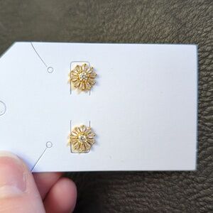 Stud Flower Earrings
